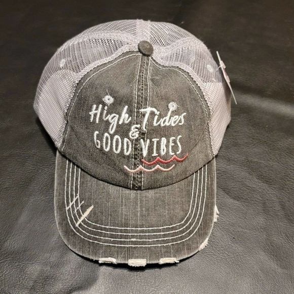 High Tides & Good Vibes Embroidered Trucker Hat - Picture 1 of 8